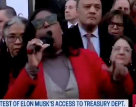watch:-democrats-ramp-up-violent-rhetoric-at-the-treasury-to-protest-doge-and-elon-musk
