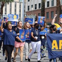 yes,-ban-all-federal-“labor-unions”