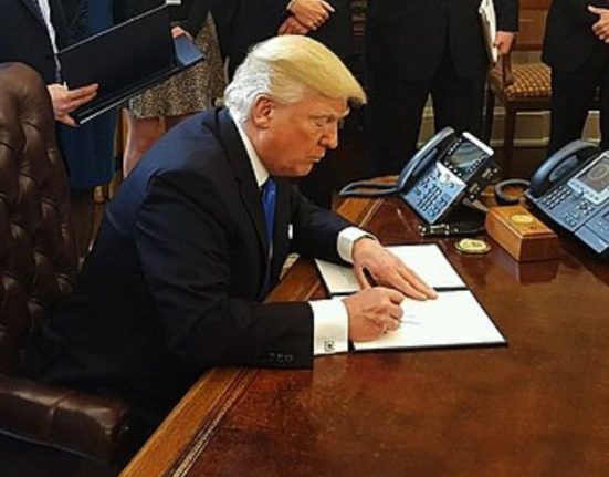 trump-declassifies-fbi-files-related-to-trump-russia-election-collusion-hoax
