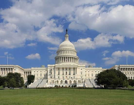 house-passes-bill-limiting-district-court-judges-from-pausing-executive-actions