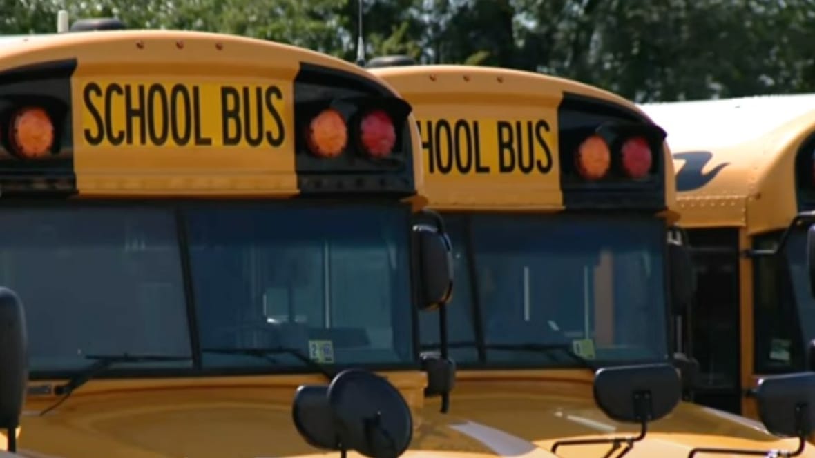 chicago-teachers-union-members-approve-deal-to-push-average-salary-over-$114,000
