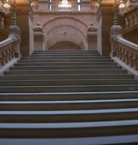 waste-of-the-day:-ny-staircase-costs-almost-$1-million-per-step
