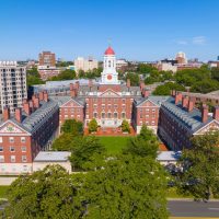trump-admin-revokes-harvard’s-ability-to-enroll-international-students