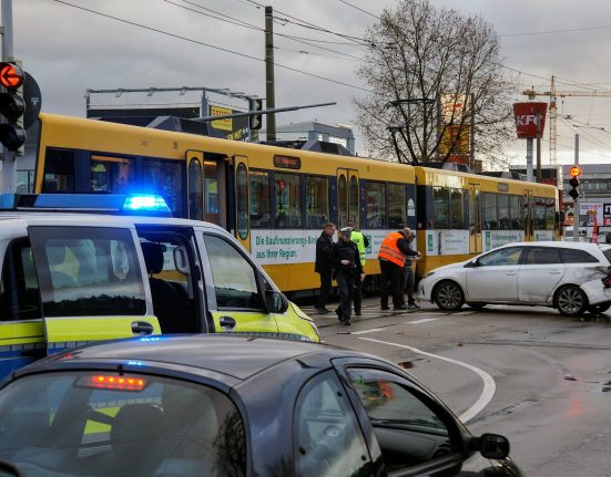 at-least-47-people-injured-after-car-plows-into-crowd-at-liverpool-parade