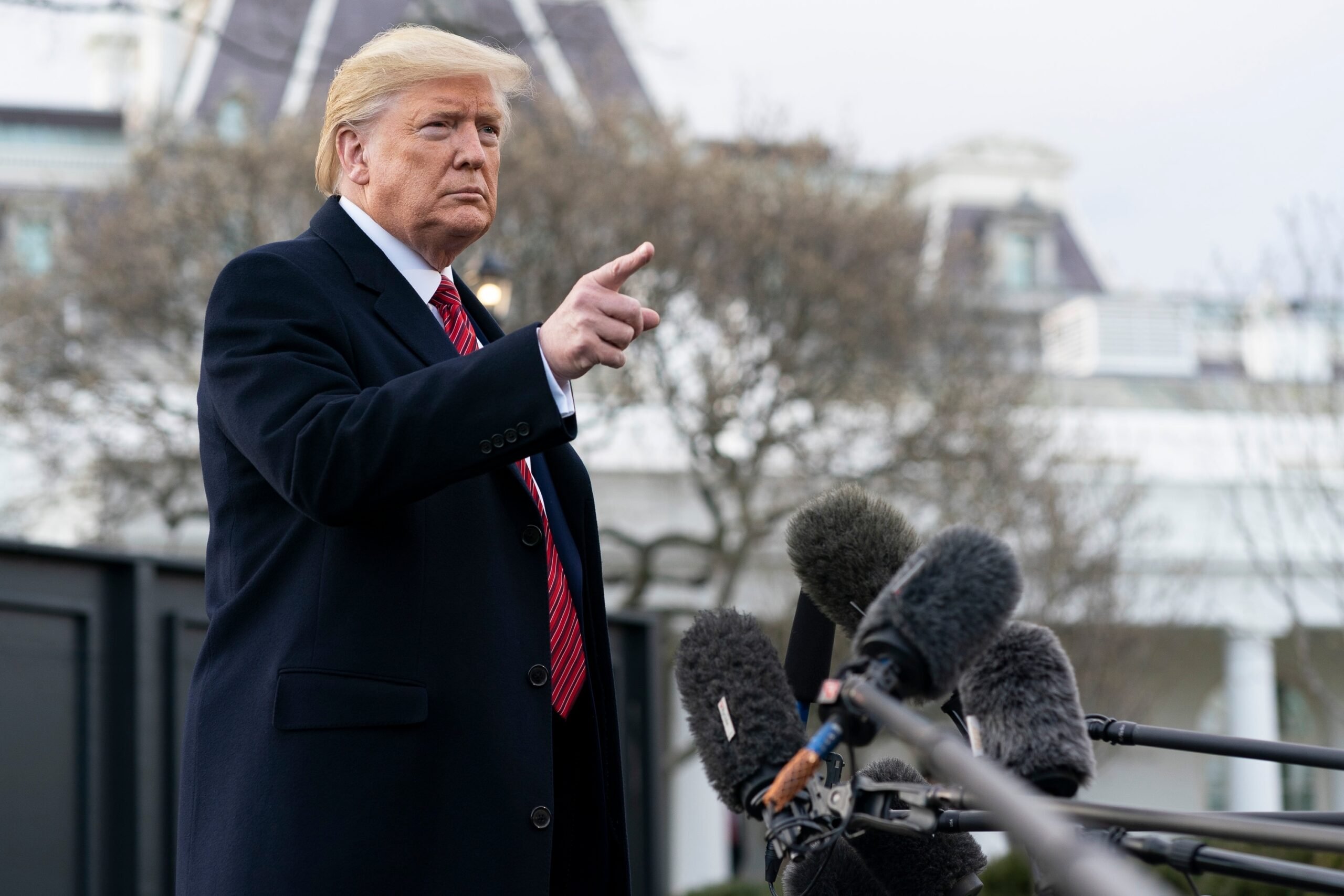 trump-bans-new-visas-for-foreign-nationals-from-12-countries