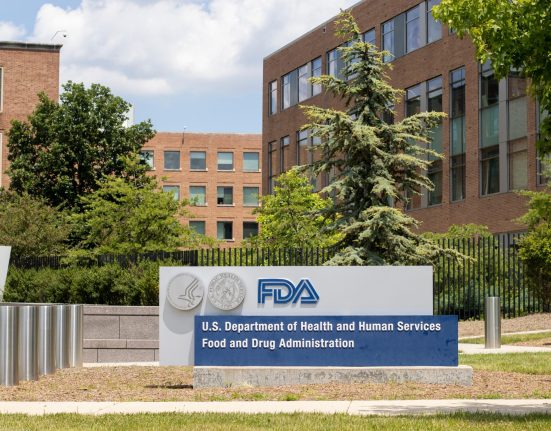 fda-not-recommending-newly-approved-covid-19-vaccine:-official