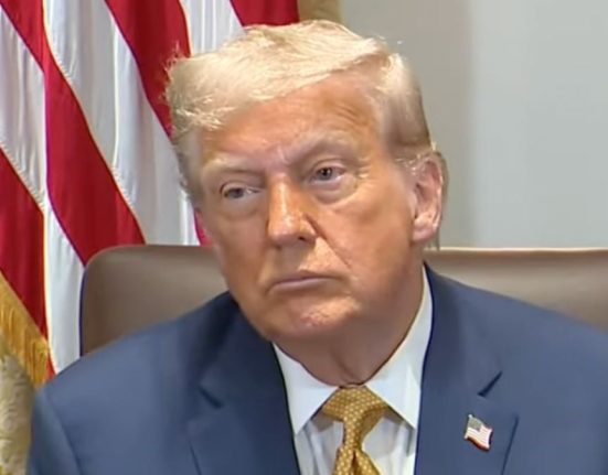 largest-us.-teachers-union-demands-resistance-to-trump